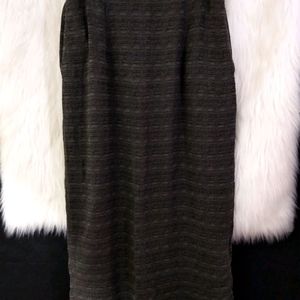 AMANDA GRAY Full Grey Skirt Size M